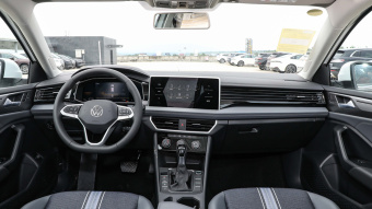 VW Sagitar Flyover 200TSI DSG